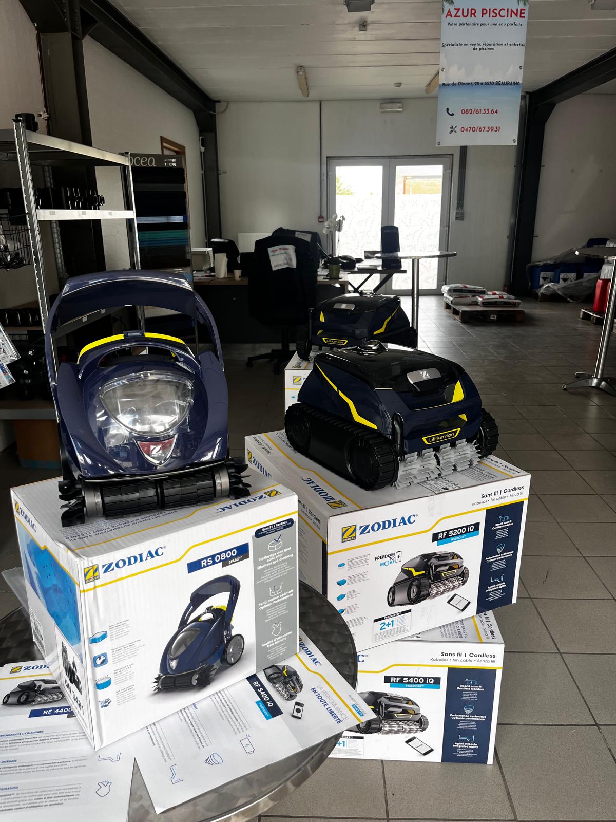 Équipements et accessoires piscine en magasin